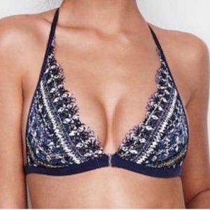 Victoria's Secret Front-Close Bralette in Navy